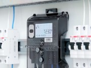 عدادٌ مسروق وطفلةٌ بلا نفس.. لصوص يوسعون الجرح