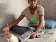 فارس الدادا يُصاب أثناء جلب الطحين لأسرته