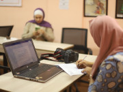 شباب غزة يزرعون عن بُعد و"كافيهات" تشاركهم الحصاد