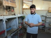 من السجن إلى تربية العصافير.. قصة عبد اللطيف حلس